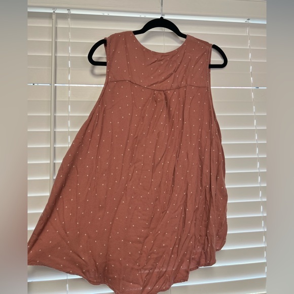 Marissas V-neck button down shirt with heart print - Picture 3 of 4